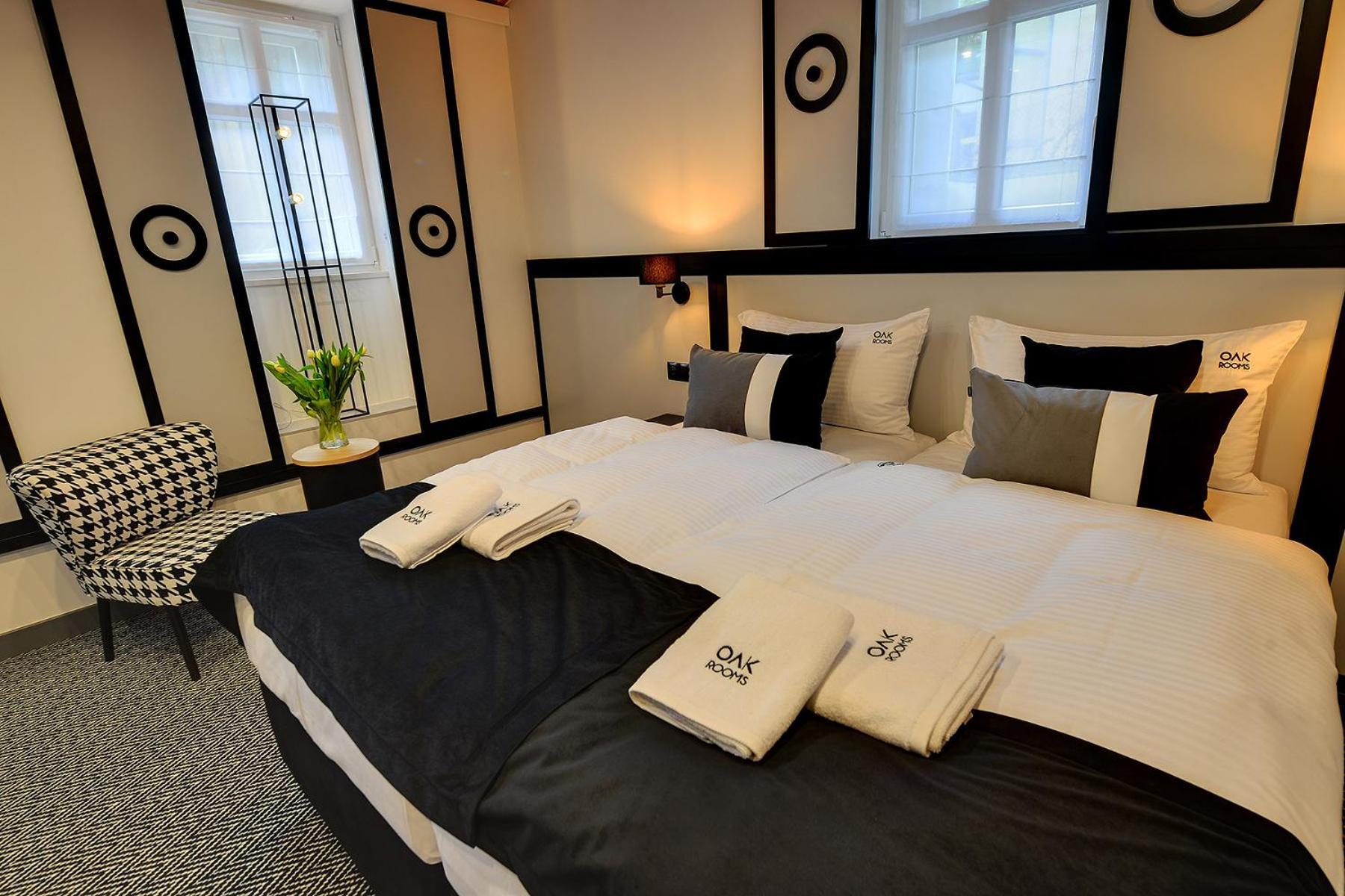 Oak Rooms Oborniki Slaskie Ngoại thất bức ảnh