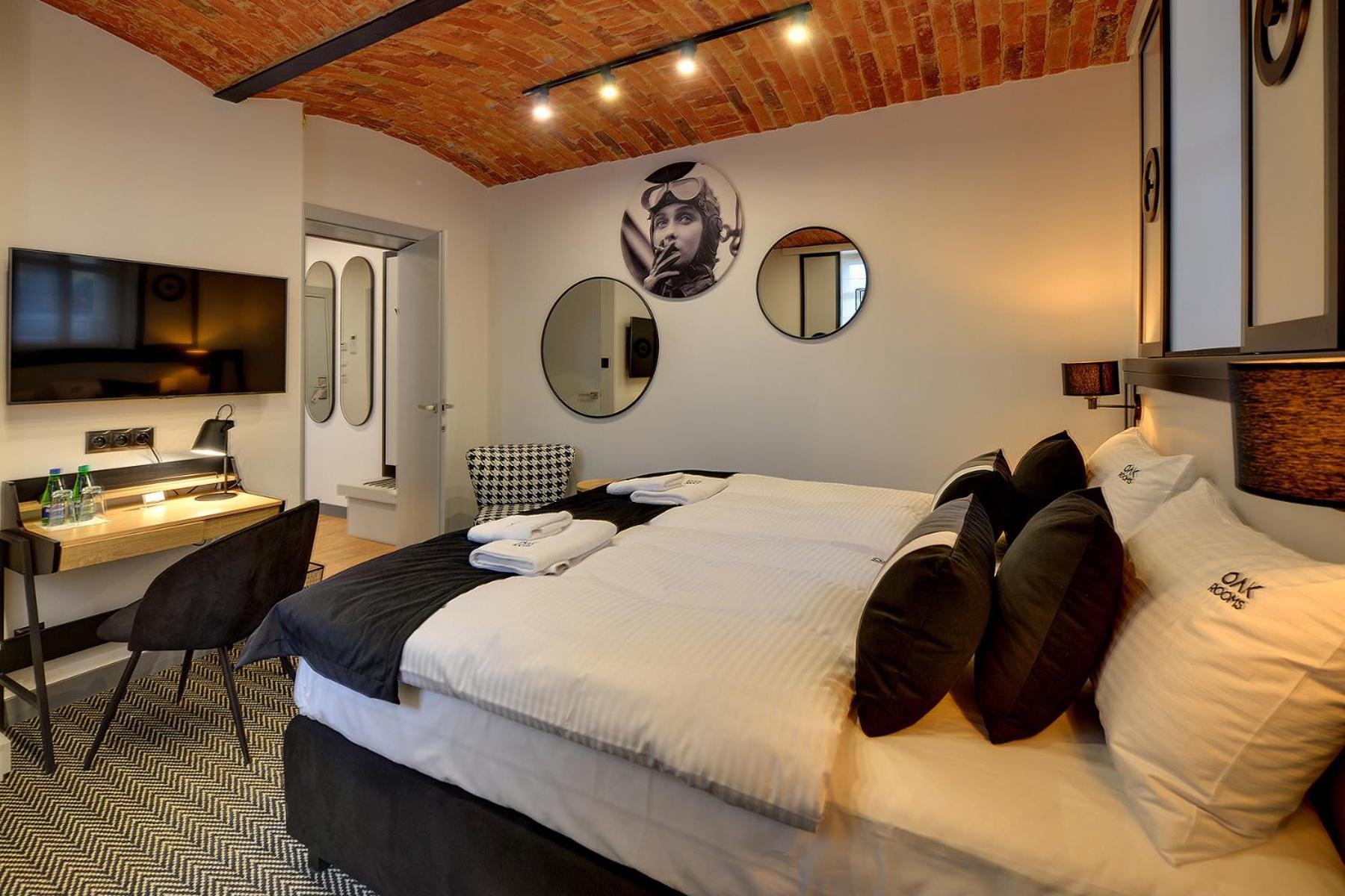 Oak Rooms Oborniki Slaskie Ngoại thất bức ảnh